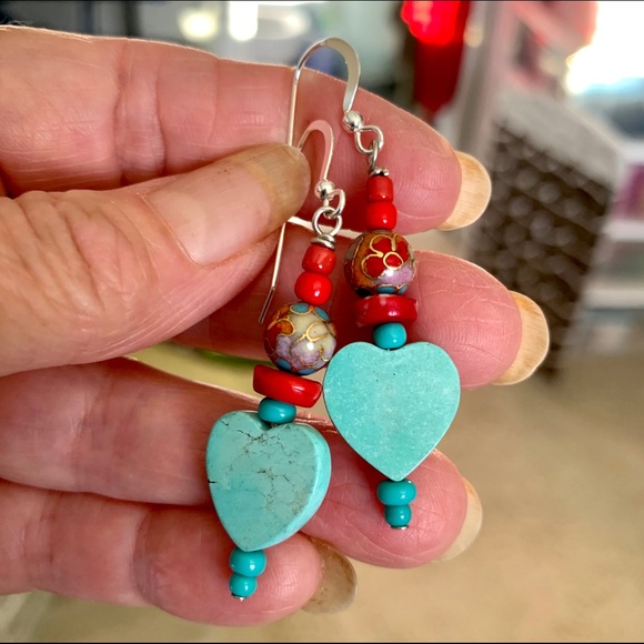 ❣️SALE Turquoise Heart & Vintage Red Bead Earrings - Picture 4 of 12